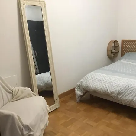 Privee * Αζάτσιο